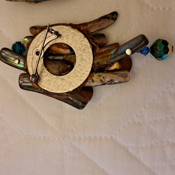 Abalone pin 3 x 1 half and clip earrings. Vintage new  with Swarovski crystals - Picture 4 of 7